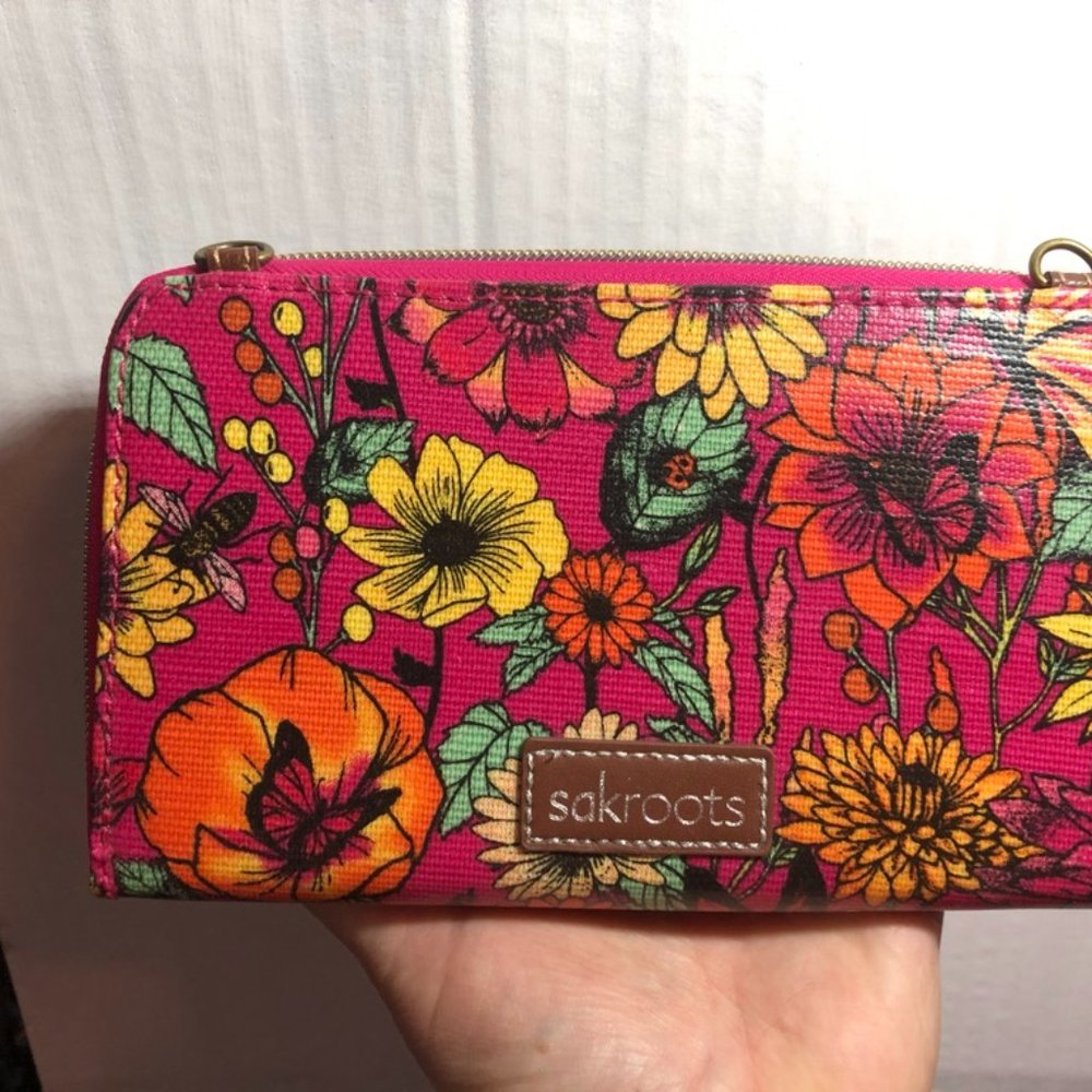 Sakroots Large Smartphone Crossbody